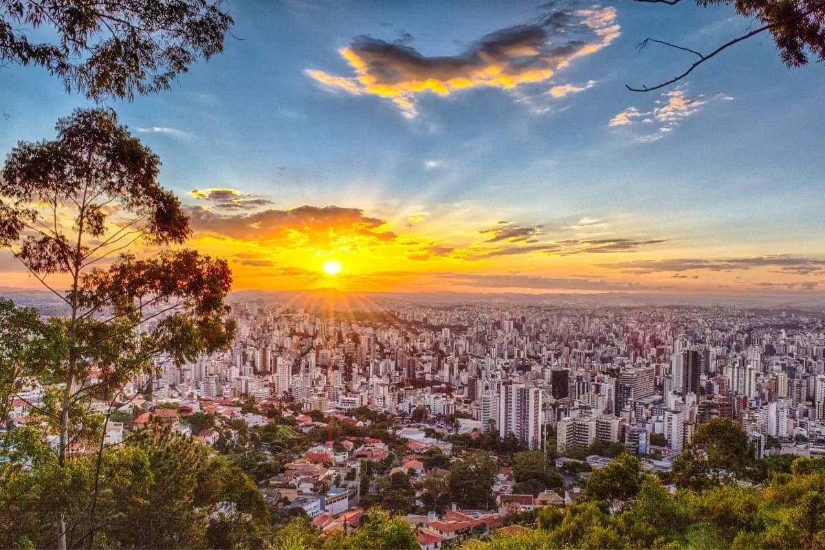 A vista de Belo Horizonte é linda e torna a viagem ainda mais inesquecível